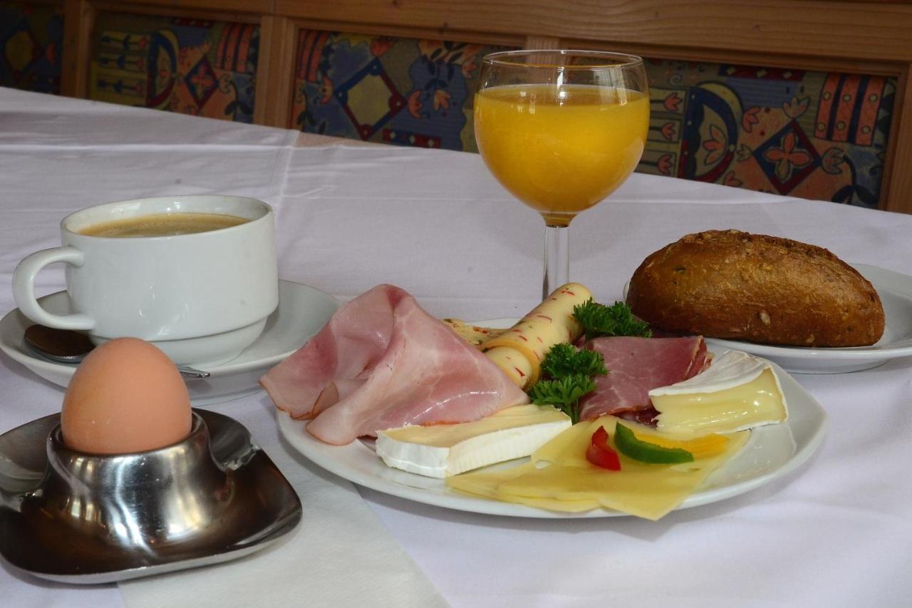 באד טולץ Hotel Das Schloessl מראה חיצוני תמונה
